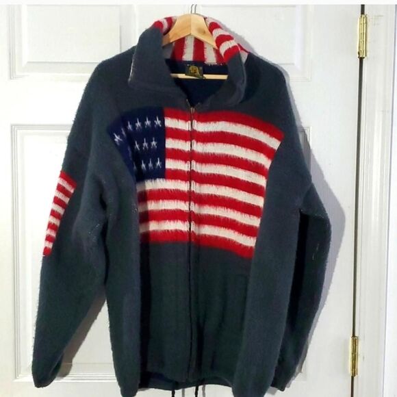 Flag Sweater - Picture 1 of 8